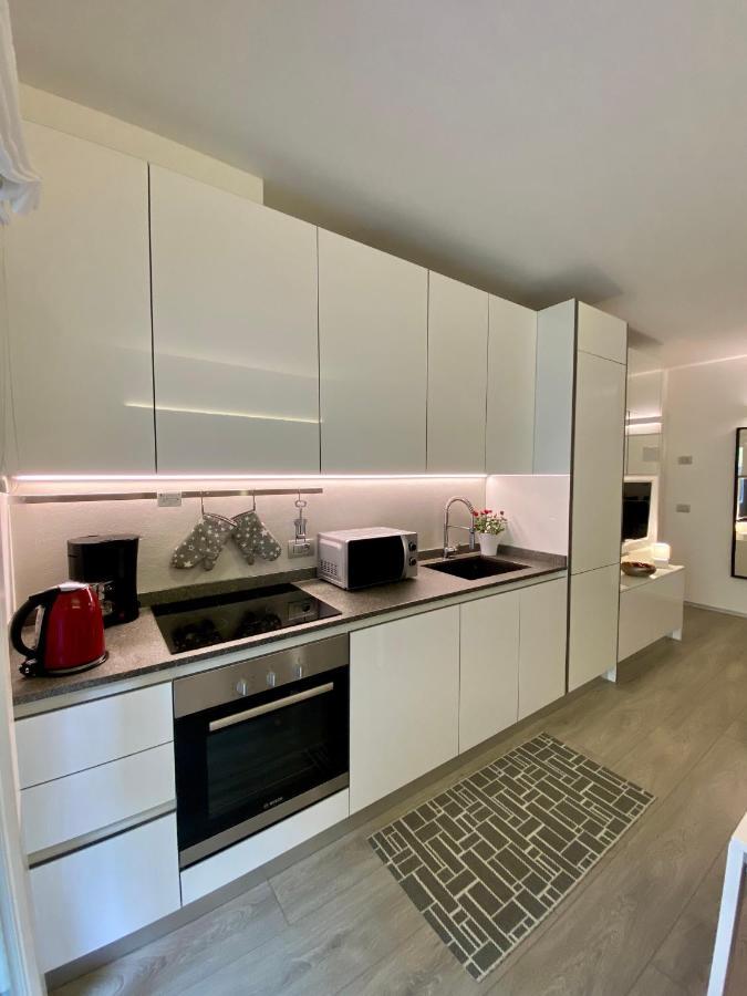 Appartamento Miranda Con Giardino Privato E Pool ภายนอก รูปภาพ