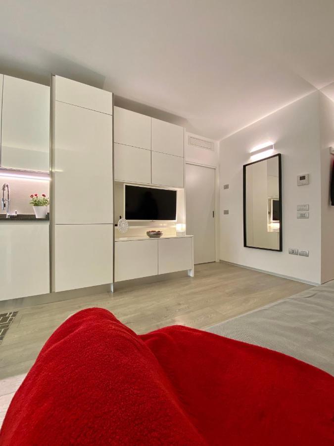 Appartamento Miranda Con Giardino Privato E Pool ภายนอก รูปภาพ